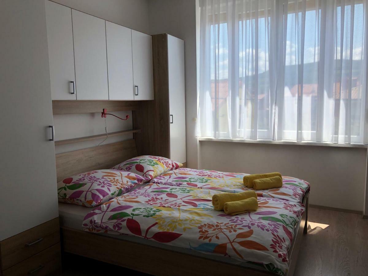 Apartments & Rooms Nardin Ізола Екстер'єр фото