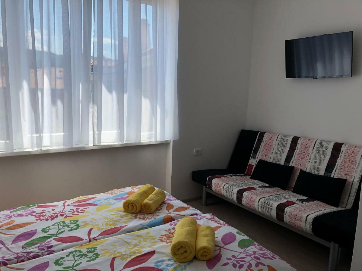 Apartments & Rooms Nardin Ізола Екстер'єр фото